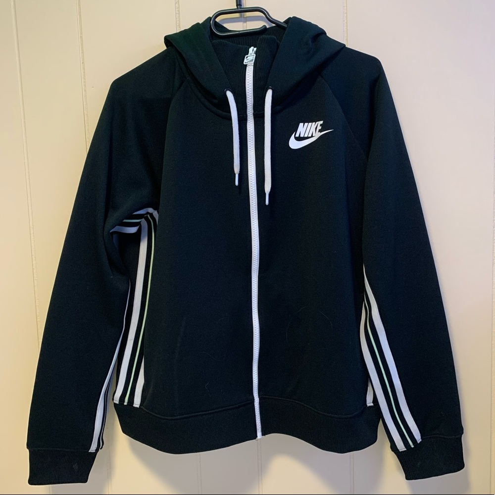 Nike Sweater